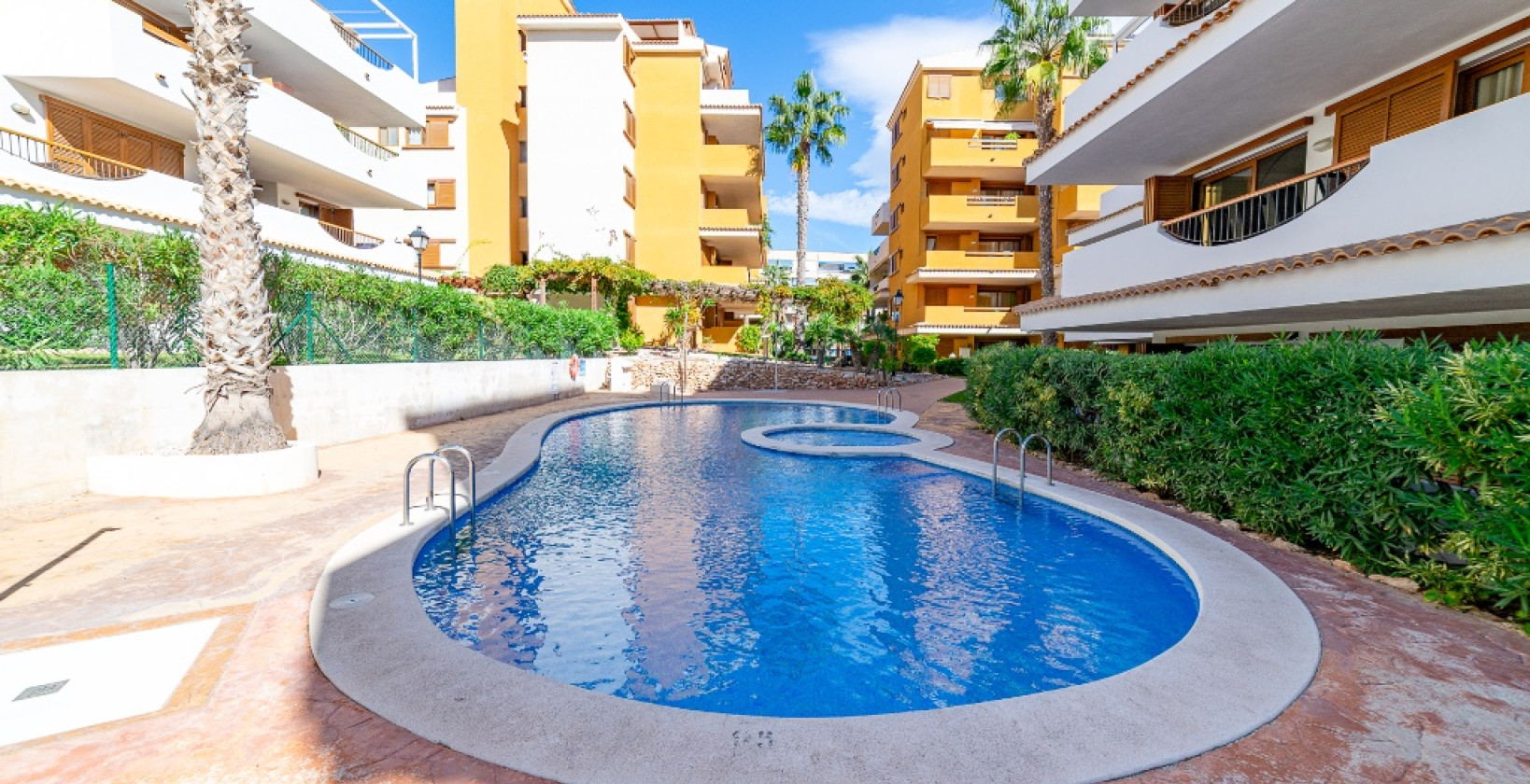 Resale - Apartamento - Torrevieja - Punta Prima