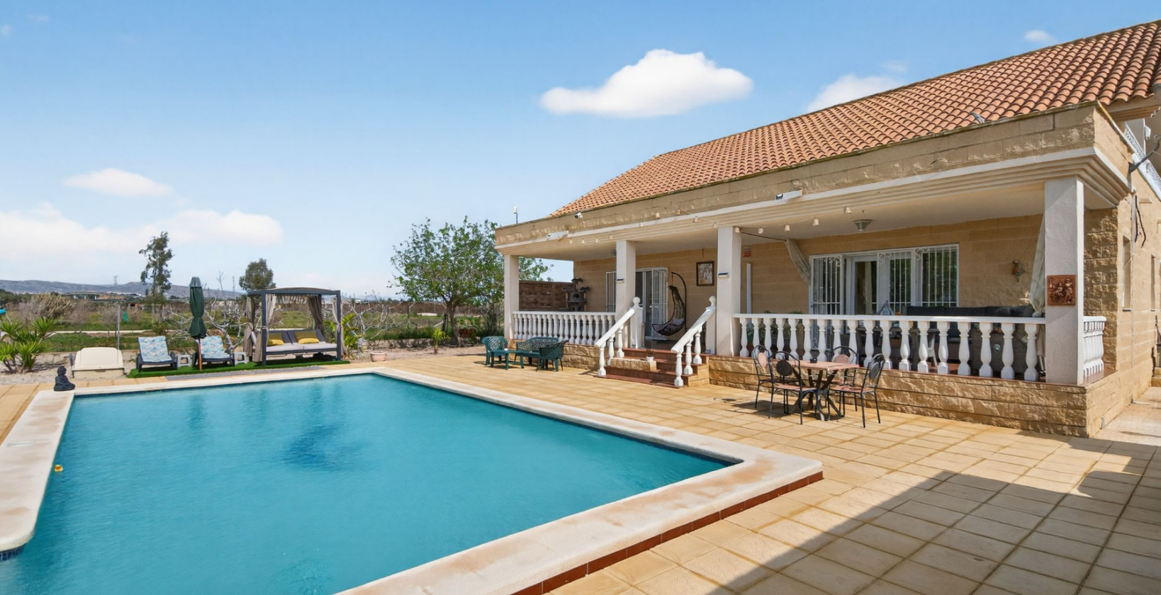 Återförsäljning - Finca - Albatera