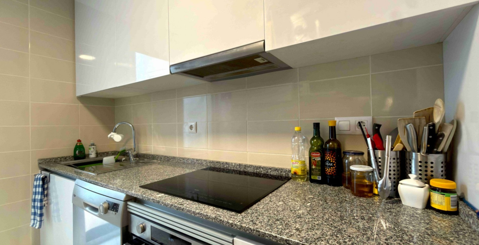 Resale - Apartment / flat - San Miguel de Salinas