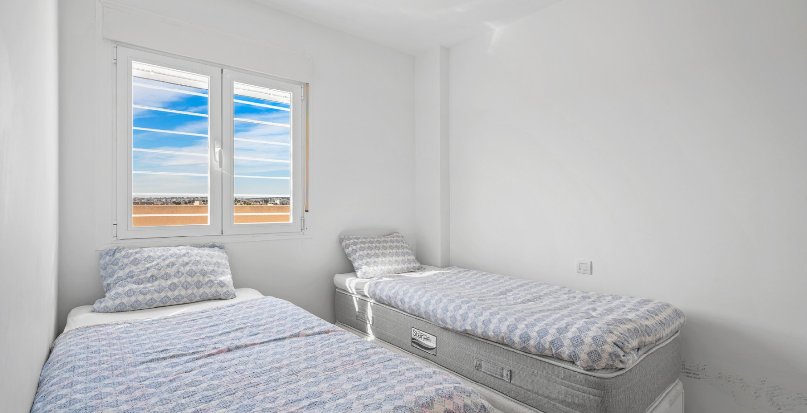 Återförsäljning - Lägenhet / lägenhet - Orihuela Costa - Playa Flamenca