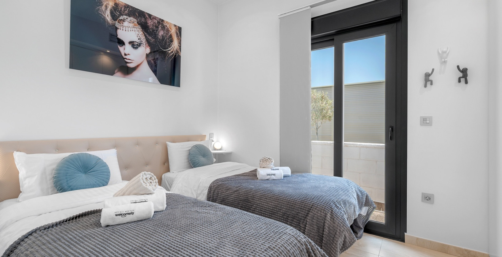 Återförsäljning - Villa - Orihuela Costa - Villamartín