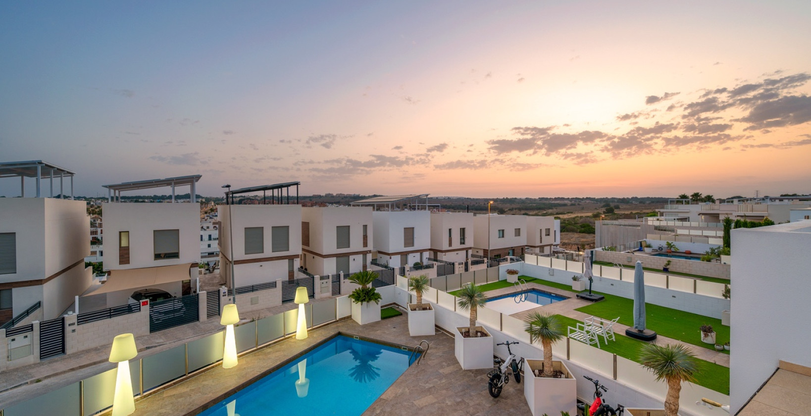 Återförsäljning - Villa - Orihuela Costa - Villamartín