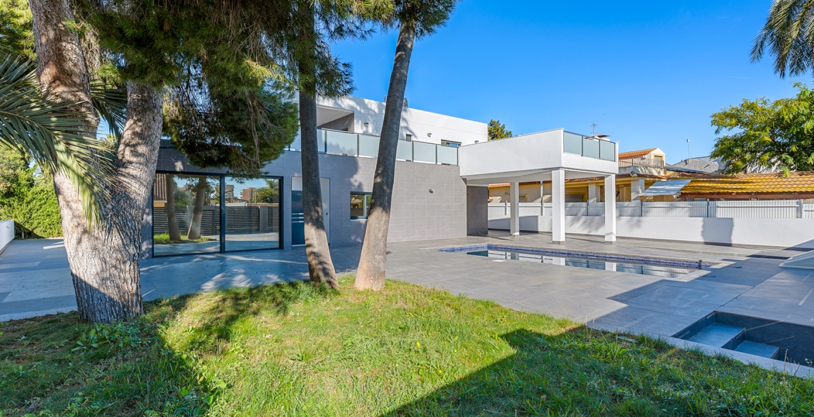 Återförsäljning - Villa - Campoamor