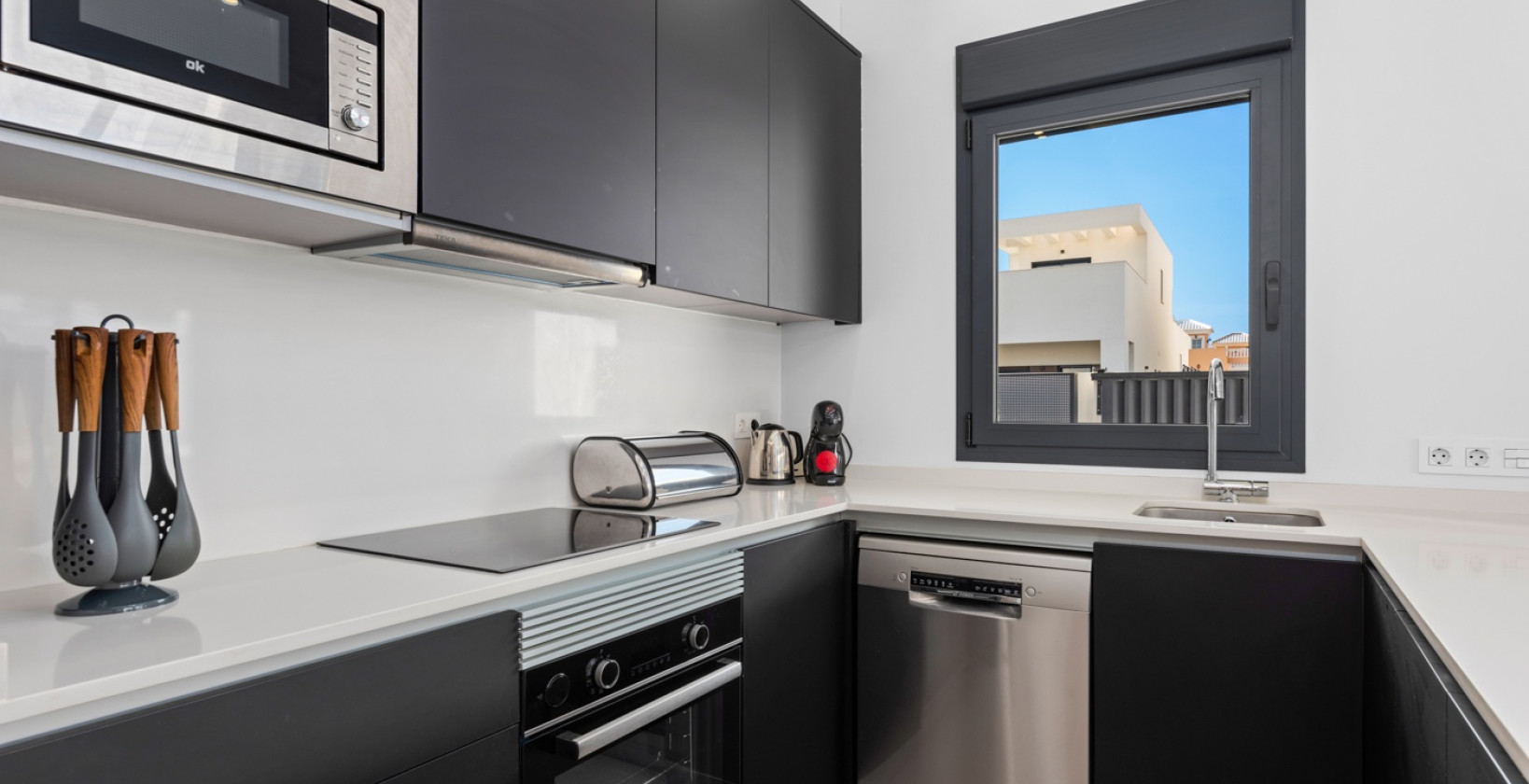 Återförsäljning - Semi Detached Villa - San Fulgencio - La Marina