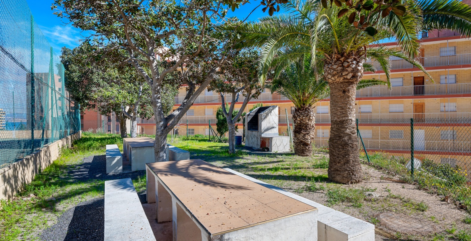 Återförsäljning - Lägenhet / lägenhet - Arenales del Sol - Segunda linea playa