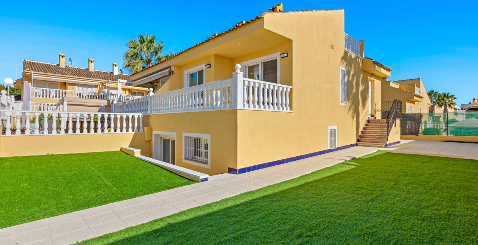 Reventa - Villa Semi Adosada - Benimar