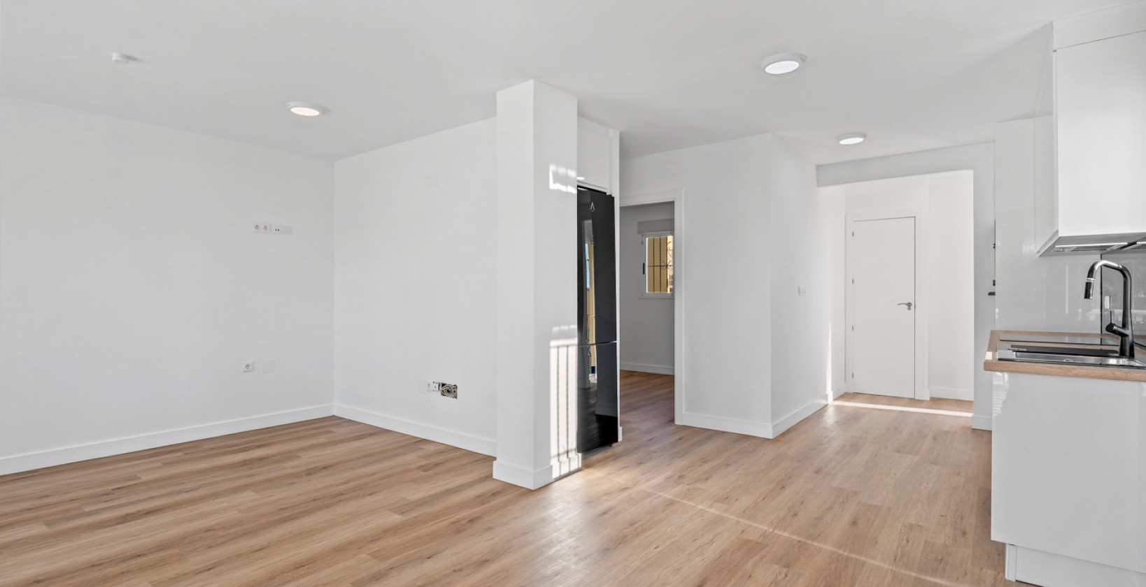 Reventa - Villa Semi Adosada - Benimar