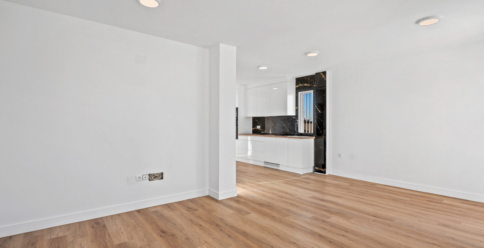 Reventa - Villa Semi Adosada - Benimar