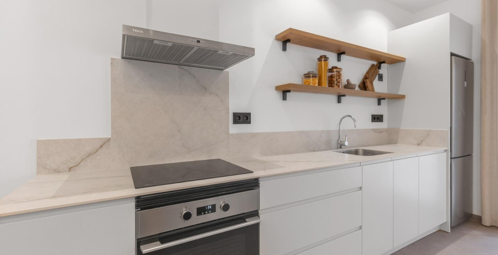 New Build - Apartment / flat - Torrevieja - Playa Los Naufragos