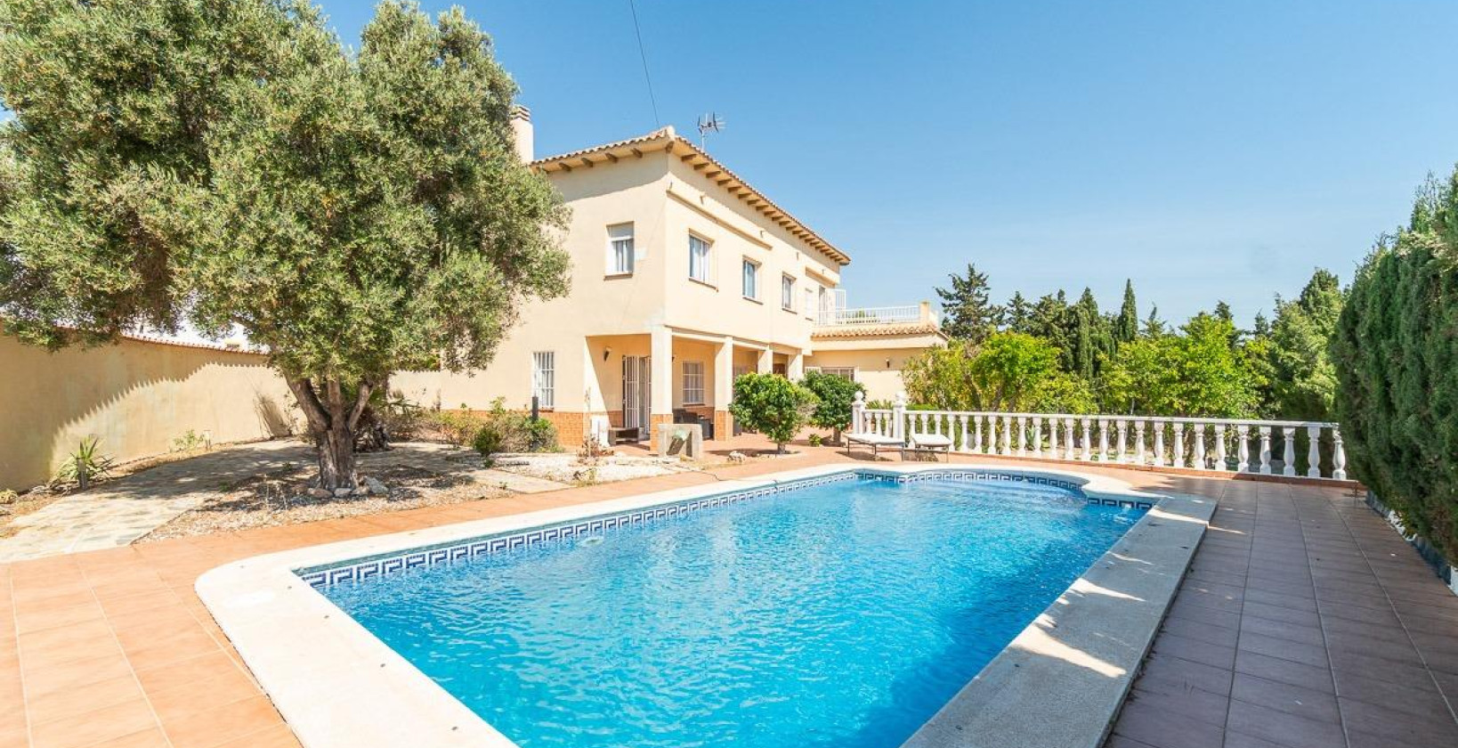Resale - Villa - Torrevieja - La Mata