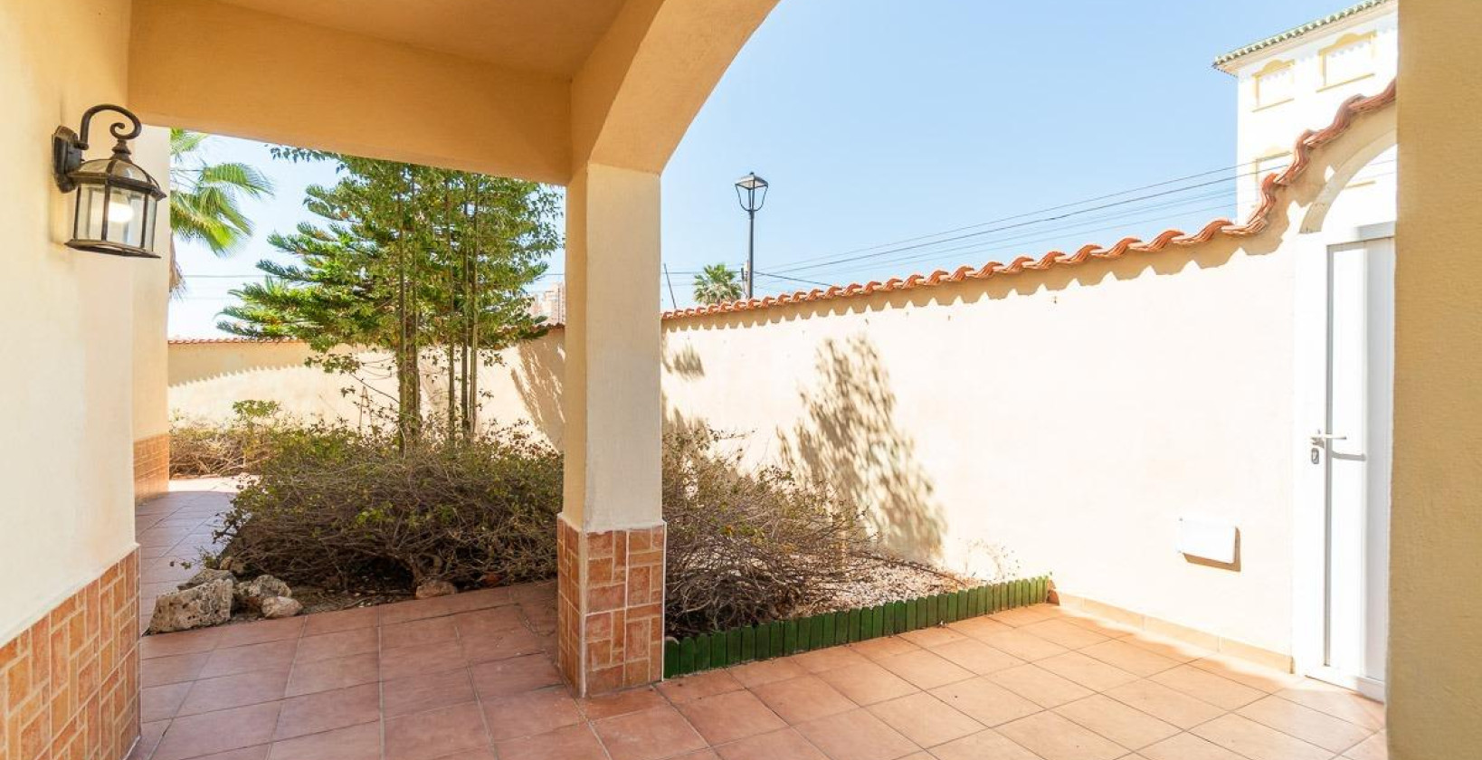 Resale - Villa - Torrevieja - La Mata