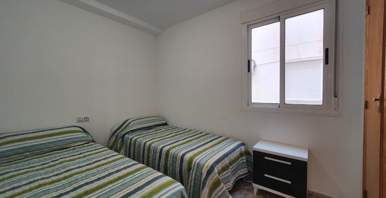 Återförsäljning - Lägenhet / lägenhet - Orihuela Costa - Villamartín-Las Filipinas