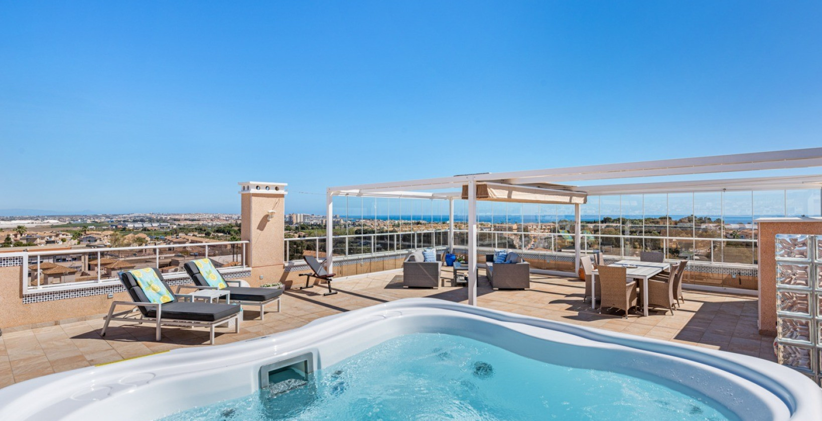 Återförsäljning - Lägenhet / lägenhet - Los Altos - Torrevieja