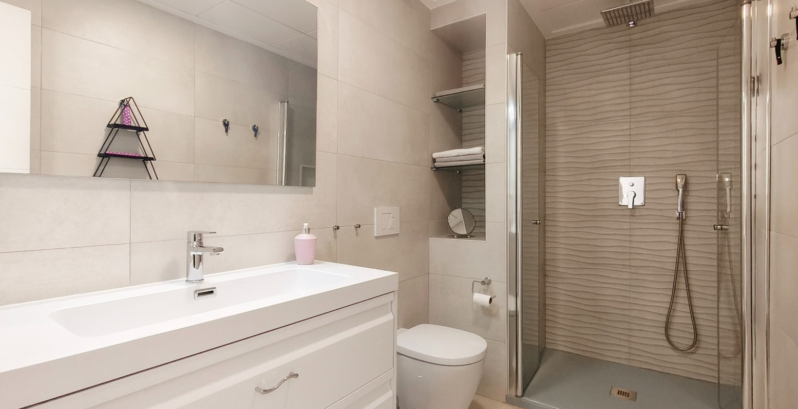 Återförsäljning - Lägenhet / lägenhet - Los Altos - Torrevieja