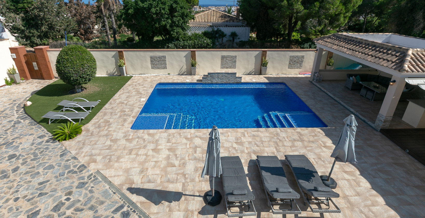 Återförsäljning - Villa - Campoamor - Lomas de Don Juan