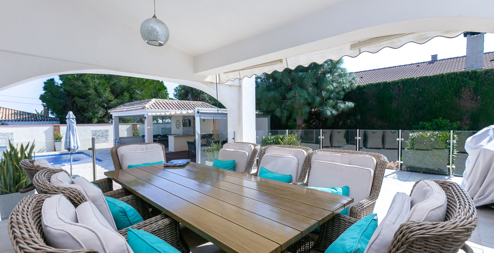 Återförsäljning - Villa - Campoamor - Lomas de Don Juan