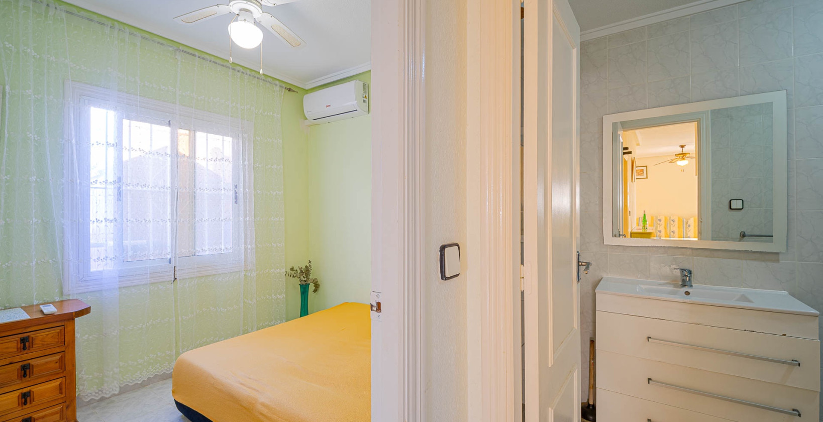 Återförsäljning - Apartamento - Torrevieja - Punta Prima