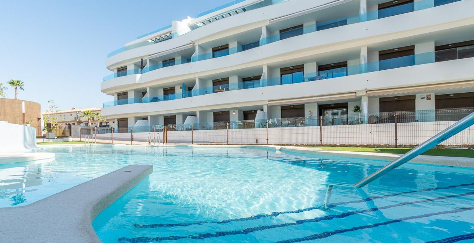 Alquiler a largo plazo - Apartamento / piso - Orihuela Costa - Playa Flamenca