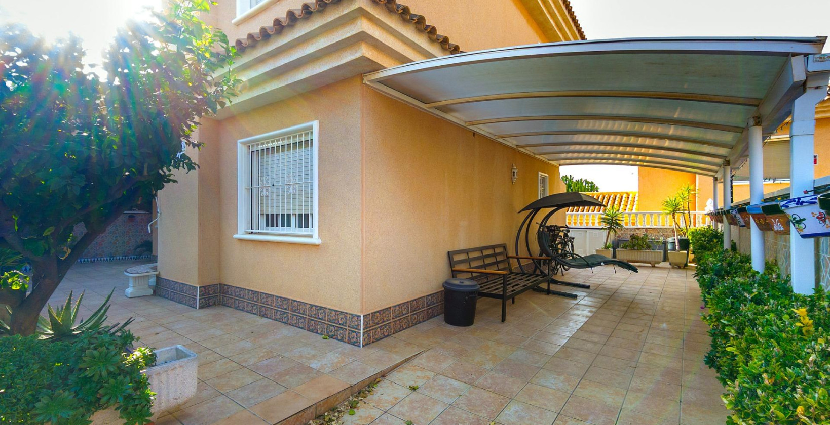 Resale - Villa - Torrevieja - Los Balcones - Los Altos del Edén