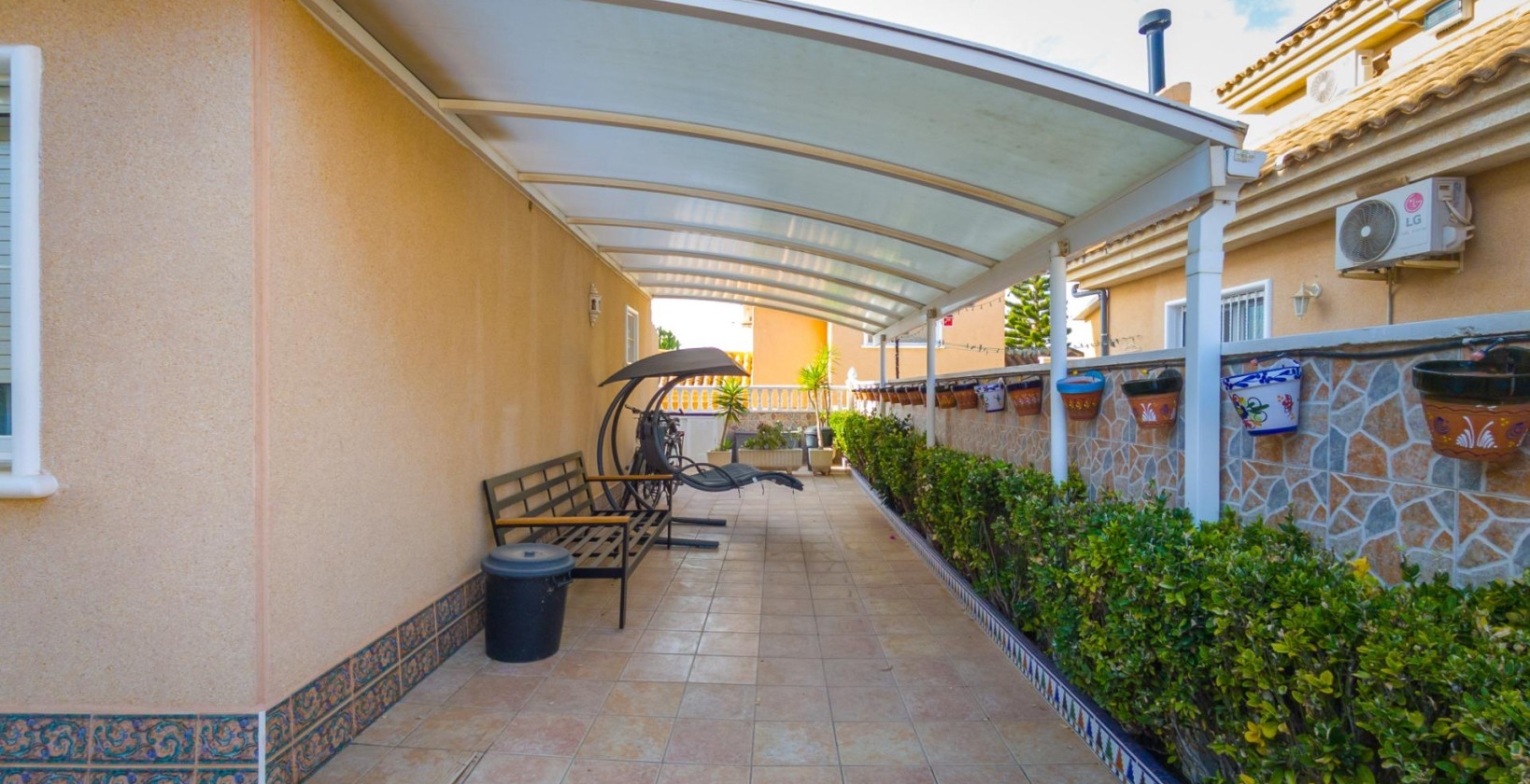 Resale - Villa - Torrevieja - Los Balcones - Los Altos del Edén