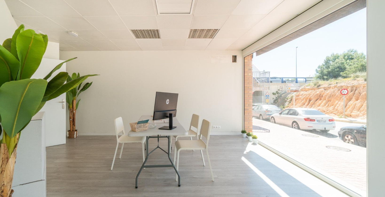 Alquiler a largo plazo - Comercial - Orihuela Costa - Playa Flamenca