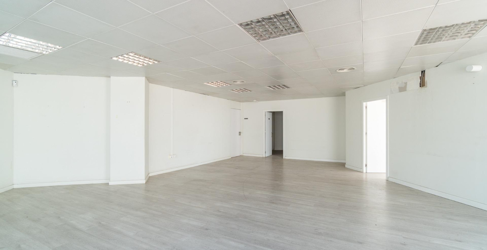 Alquiler a largo plazo - Comercial - Orihuela Costa - Playa Flamenca