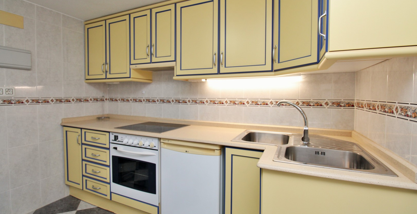 Reventa - Chalet - Villamartín - Villamartin