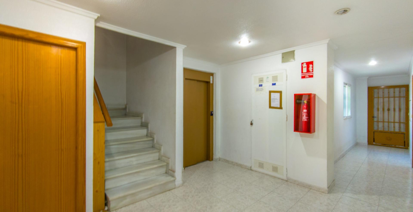 Resale - Apartment / flat - Torrevieja - Estacion de autobuses
