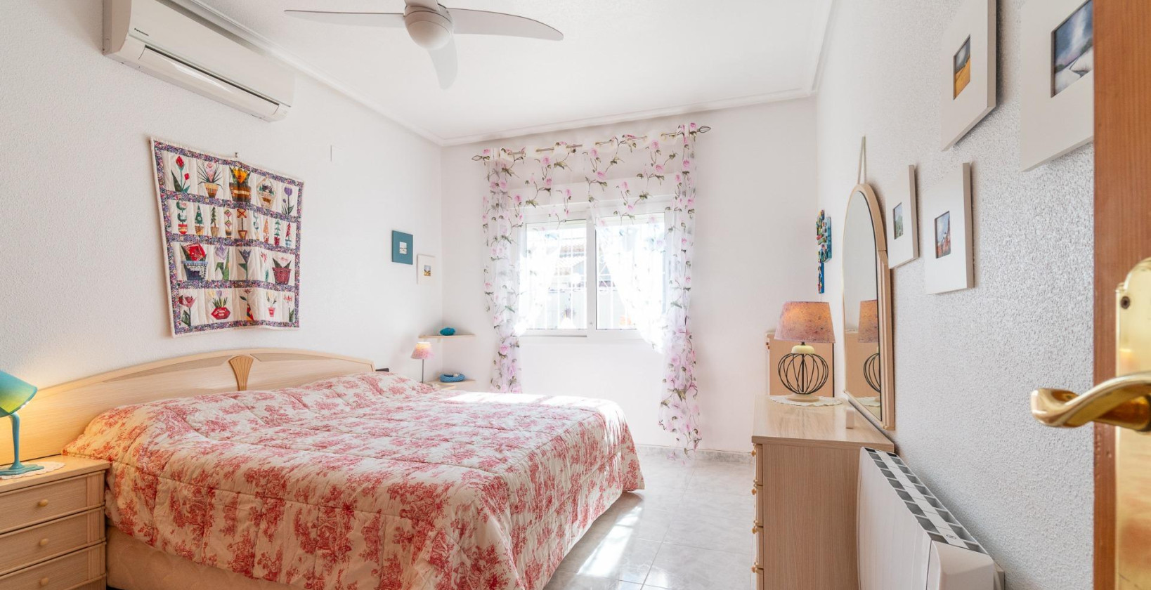 Återförsäljning - Villa - Orihuela Costa - La Zenia