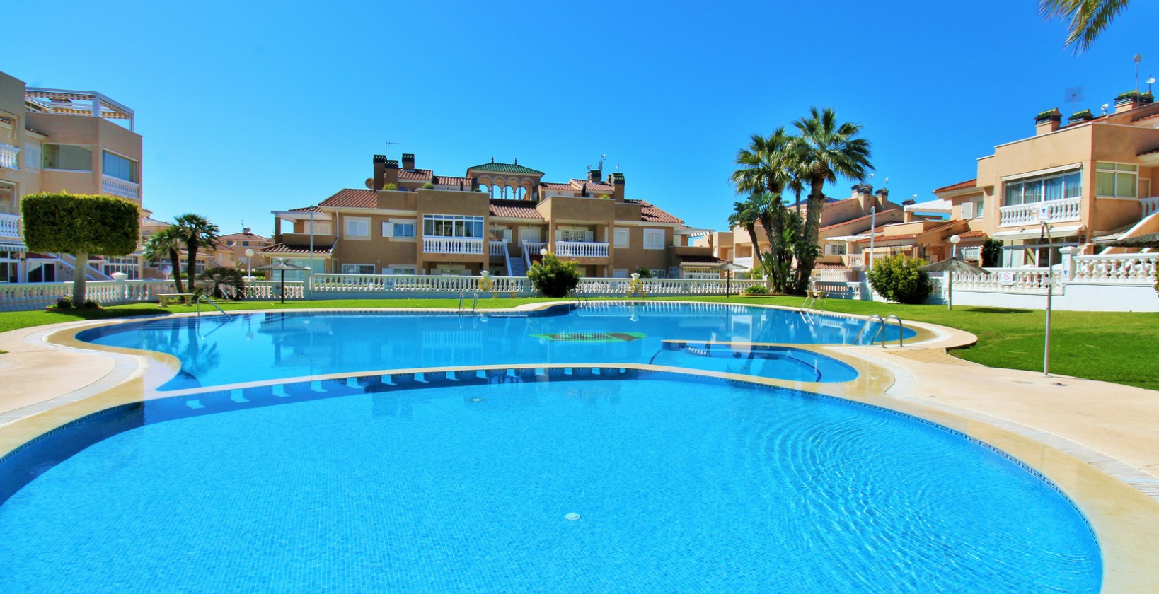 Återförsäljning - Lägenhet / lägenhet - Playa Flamenca