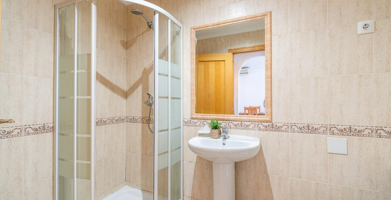 Resale - Apartment / flat - Orihuela Costa - Villamartin