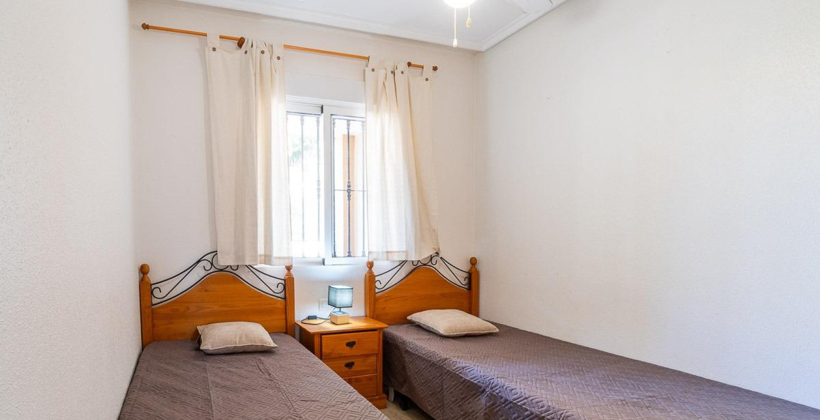 Resale - Apartment / flat - Orihuela Costa - Villamartin