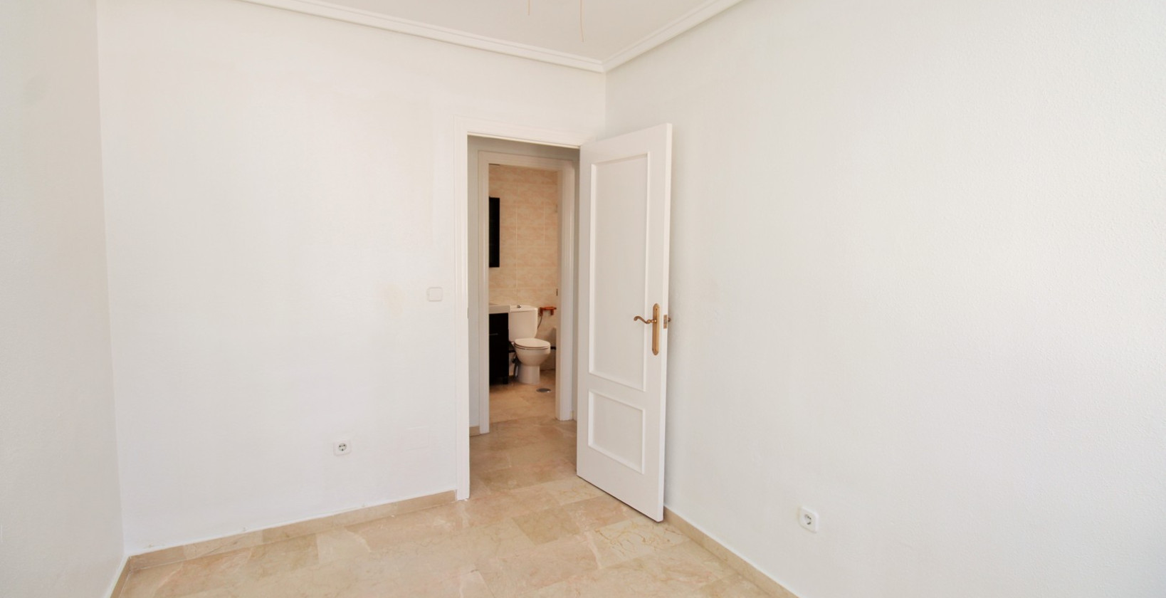 Resale - Townhouse - Villamartín - Villamartin