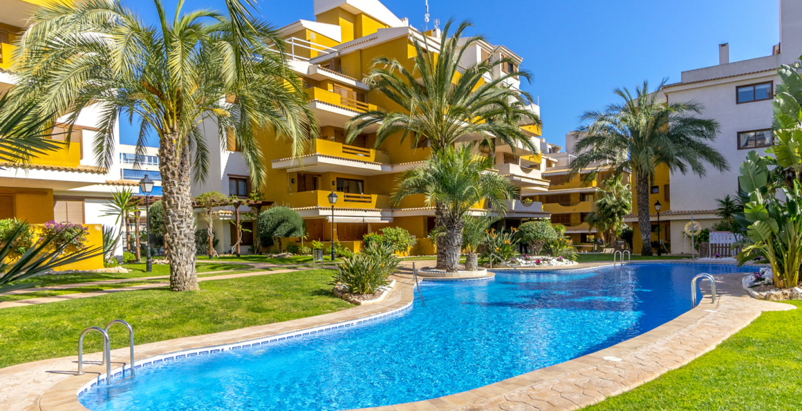 Återförsäljning - Lägenhet / lägenhet - Torrevieja - Punta Prima