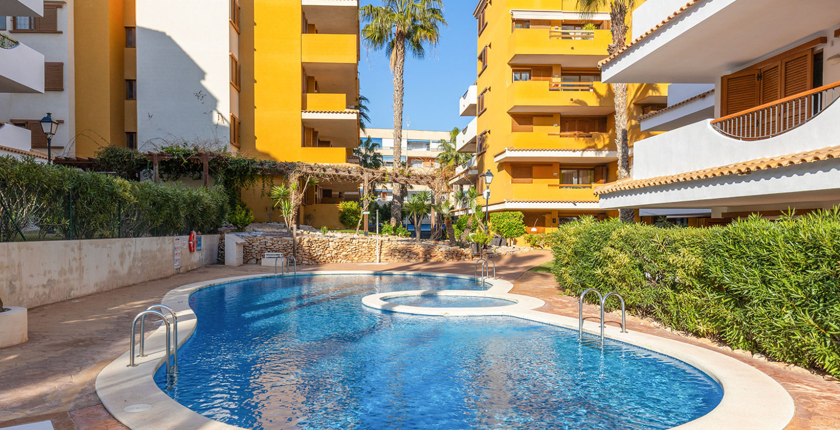 Återförsäljning - Lägenhet / lägenhet - Torrevieja - Punta Prima