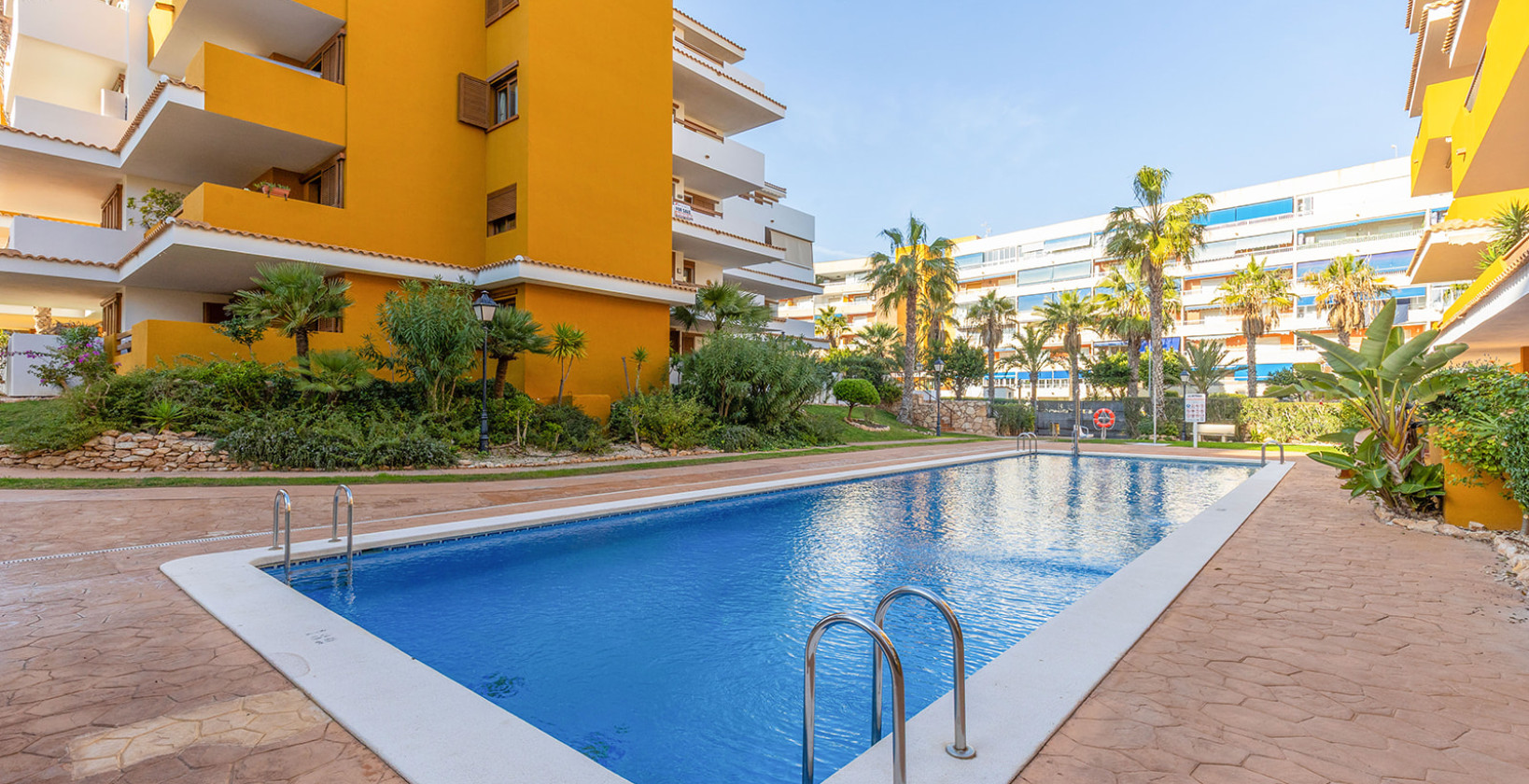 Återförsäljning - Lägenhet / lägenhet - Torrevieja - Punta Prima