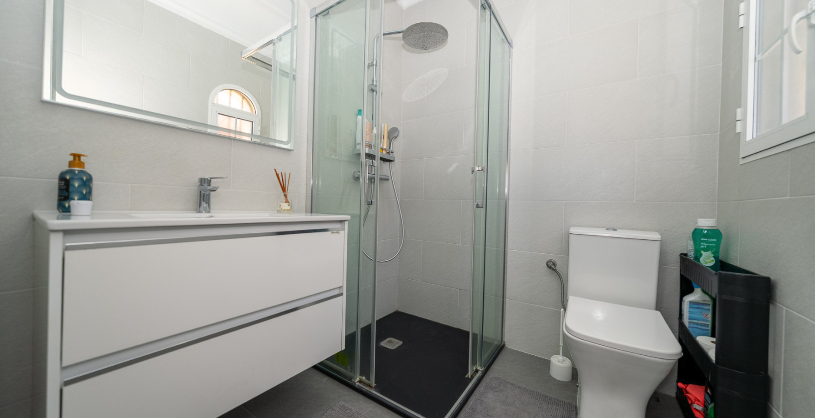 Återförsäljning - Villa - Playa Flamenca - Sportcentre