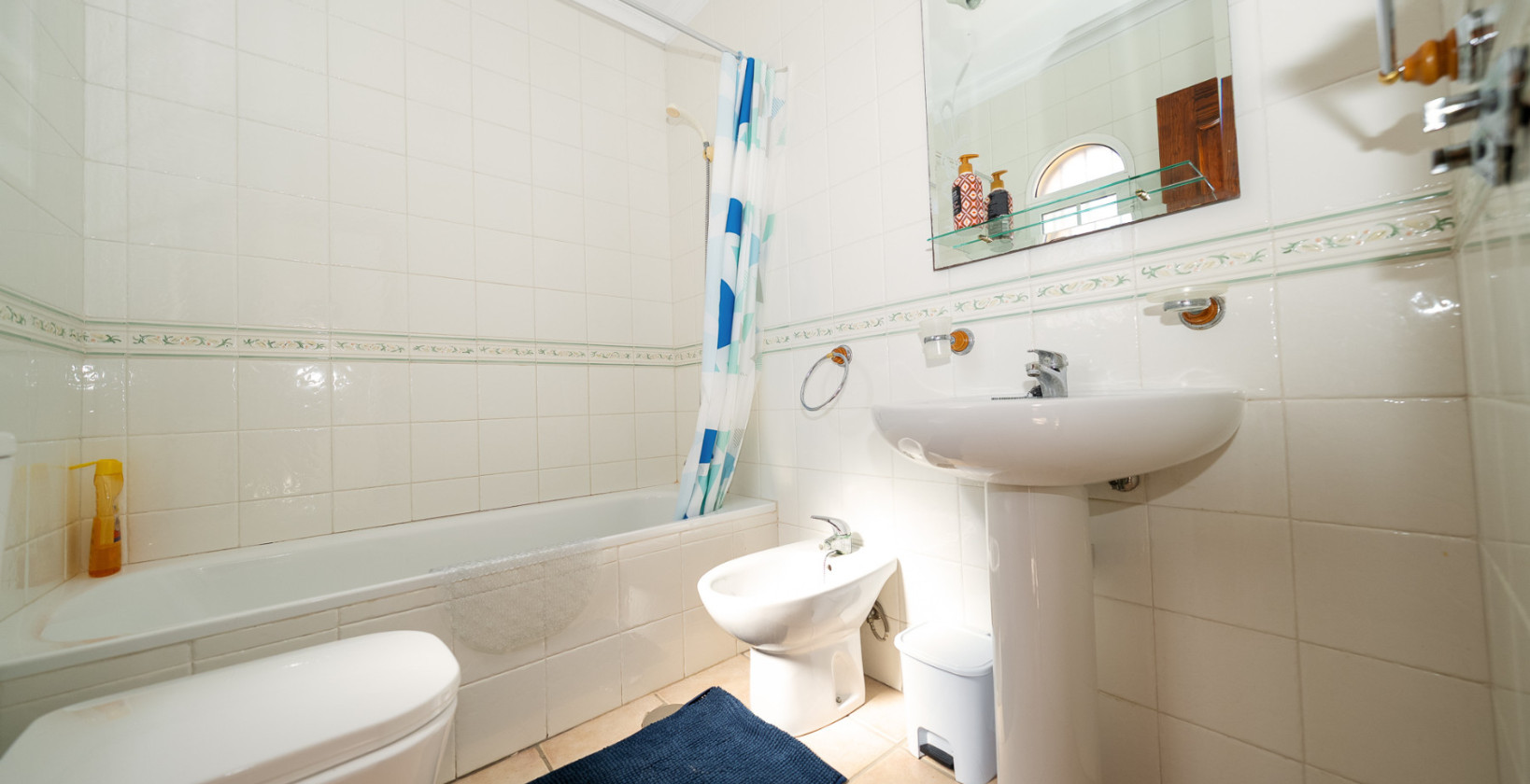 Återförsäljning - Villa - Playa Flamenca - Sportcentre