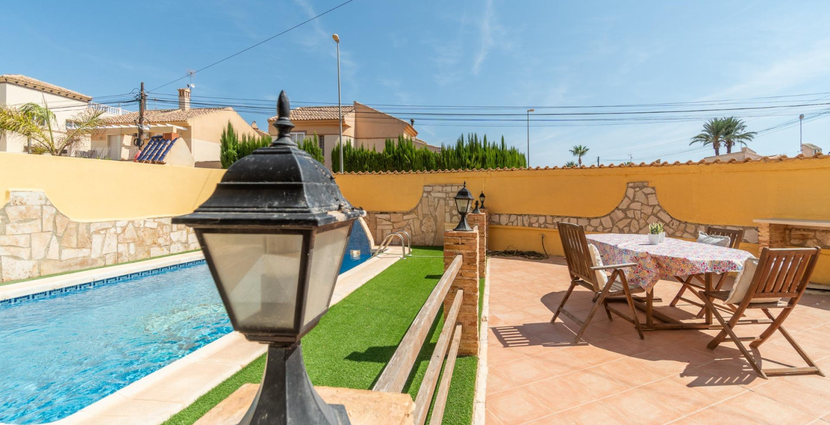 Återförsäljning - Villa - Orihuela Costa - Los Almendros-La Florida