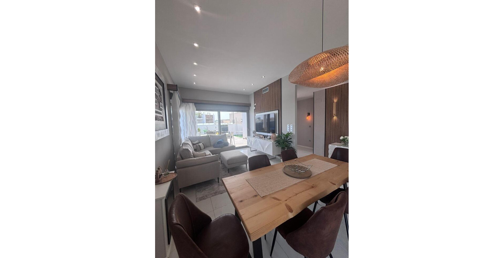 Resale - Villa - Villamartín - PAU 8
