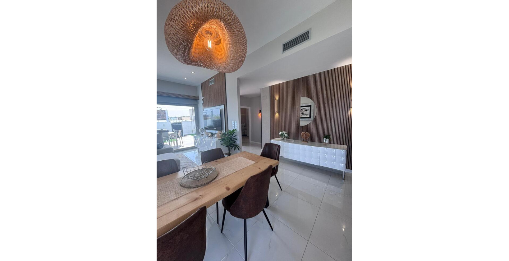 Resale - Villa - Villamartín - PAU 8
