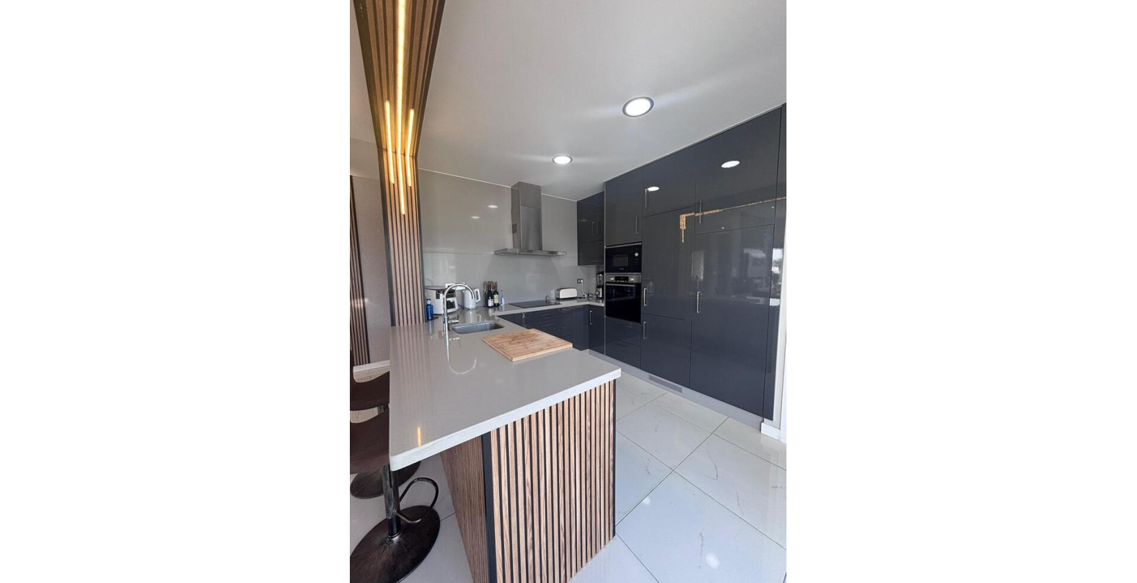 Resale - Villa - Villamartín - PAU 8