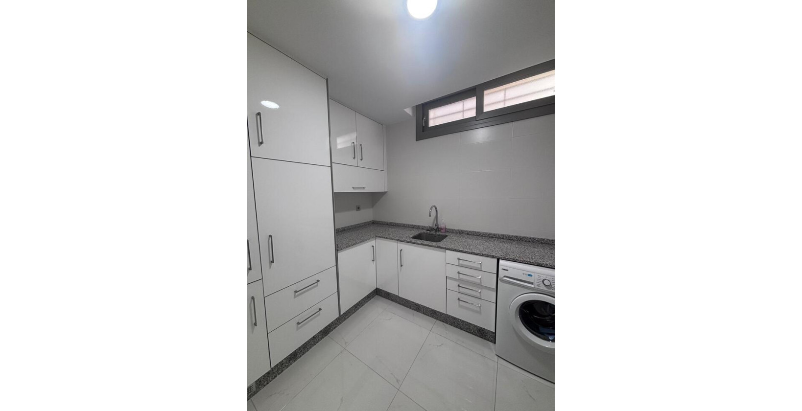 Resale - Villa - Villamartín - PAU 8