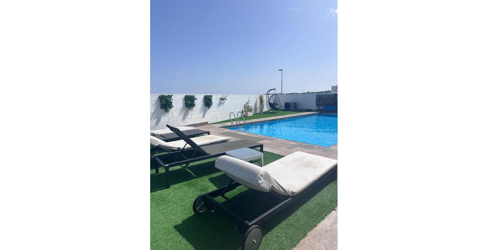 Resale - Villa - Villamartín - PAU 8