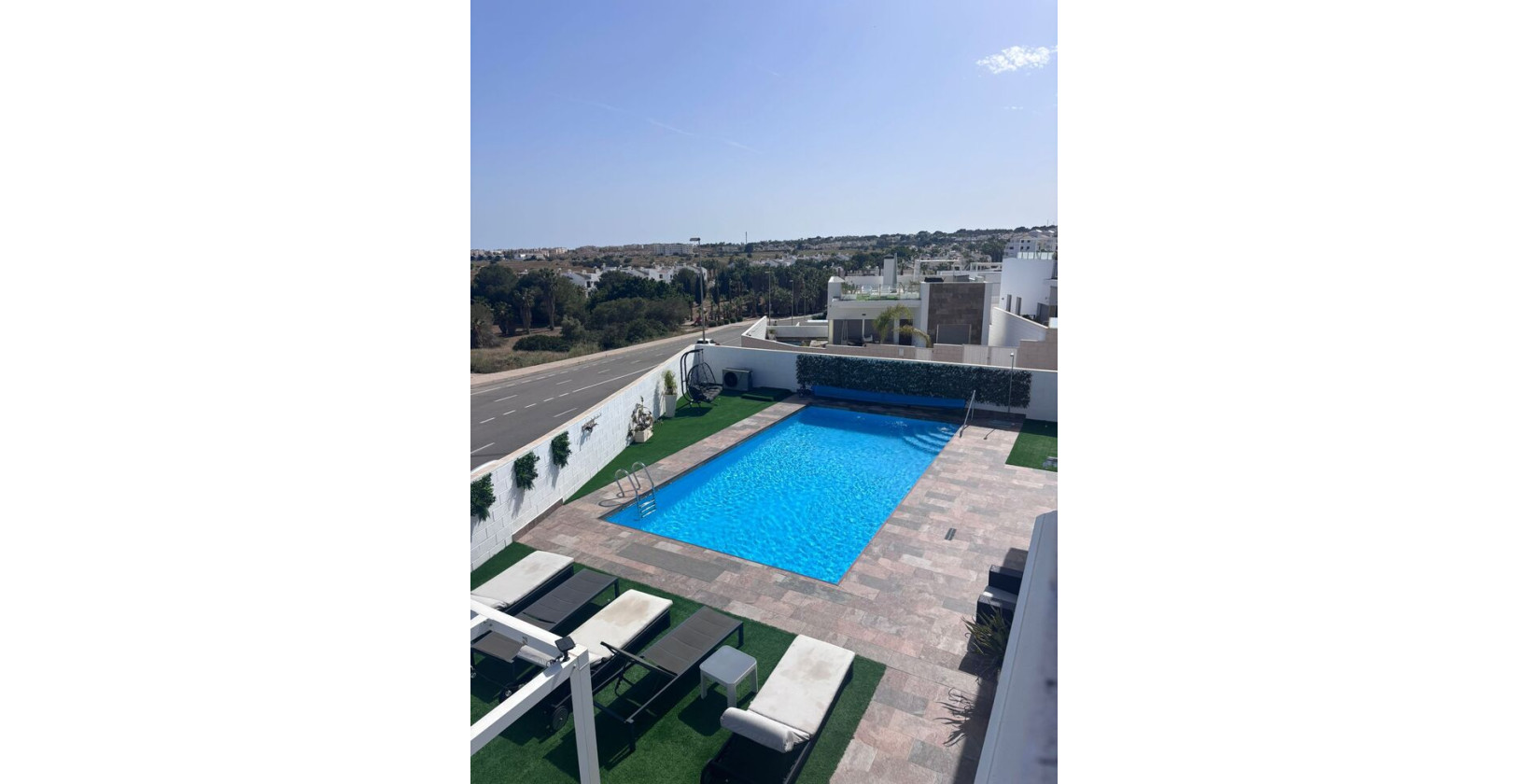 Resale - Villa - Villamartín - PAU 8