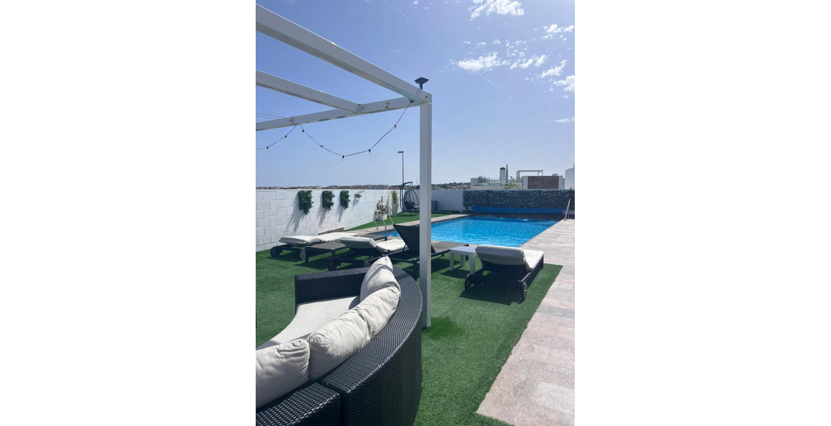 Resale - Villa - Villamartín - PAU 8