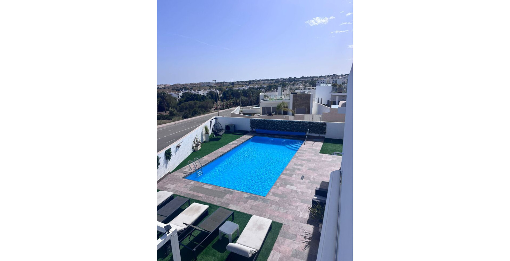 Resale - Villa - Villamartín - PAU 8