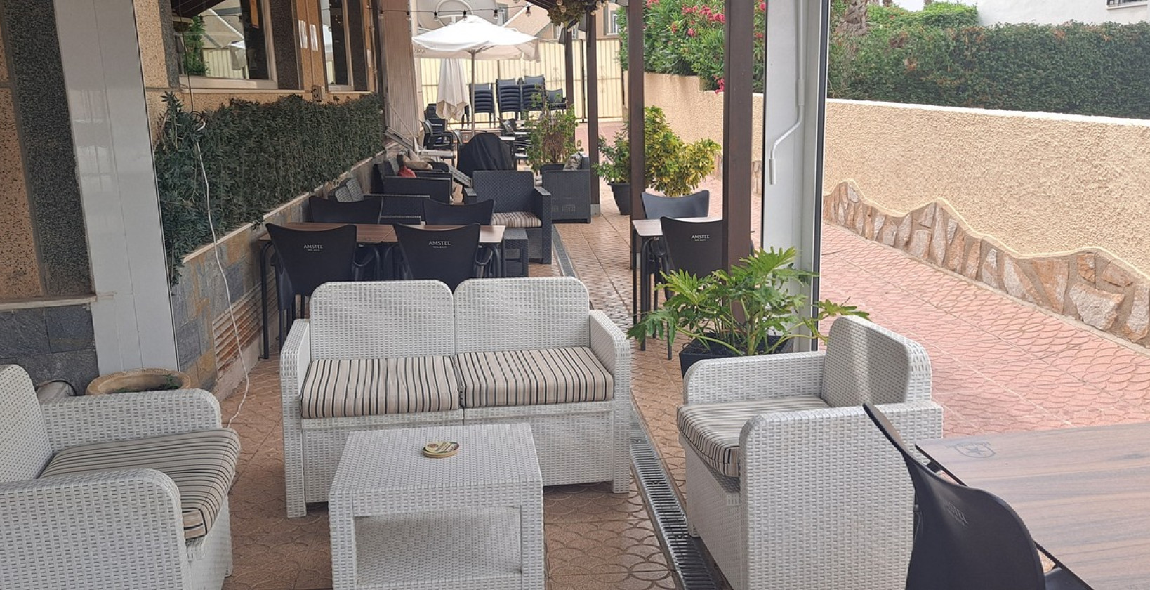 Resale - Commercial - Villamartín - Orihuela Costa