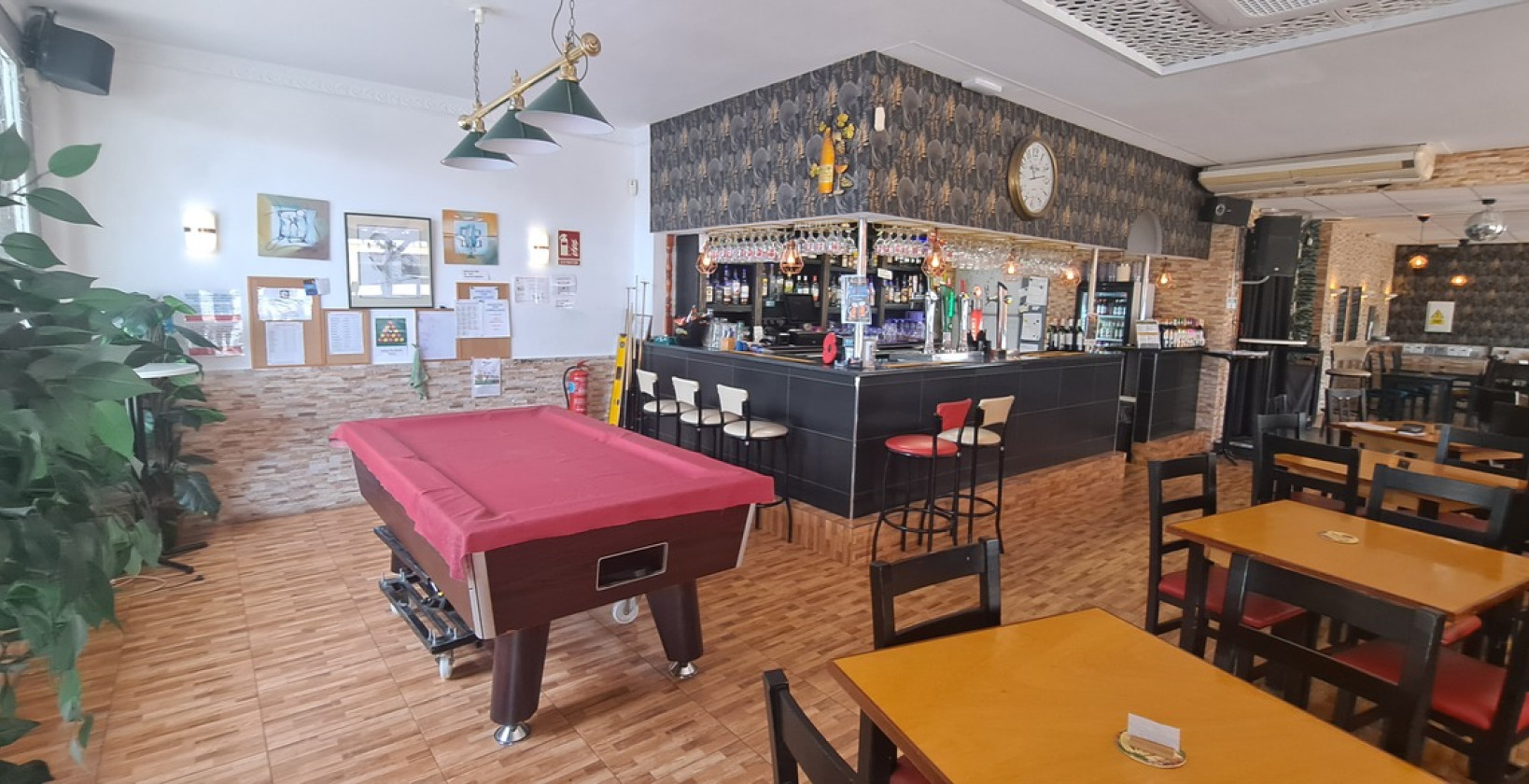 Resale - Commercial - Villamartín - Orihuela Costa