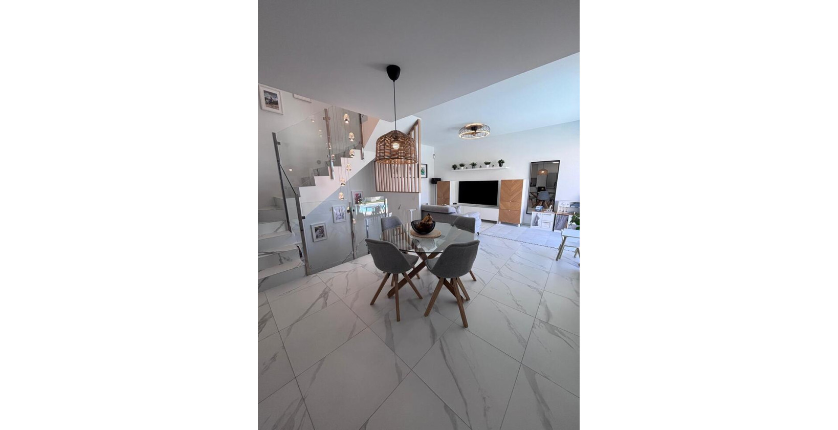 Resale - Villa - Villamartín - PAU 8